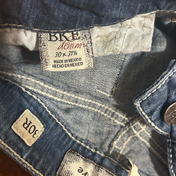 BKE Women's casual Boot Cut Blue Jeans 30X 30 - Picture 4 of 4